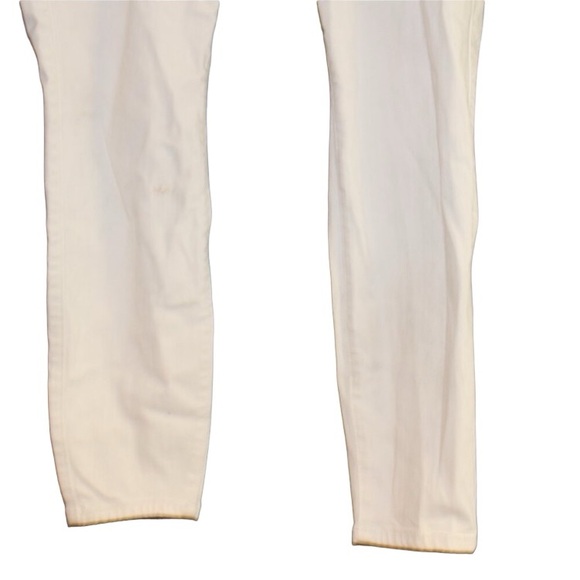 Three button white Torrid jegging pants. Women's size 16R. - Picture 3 of 5